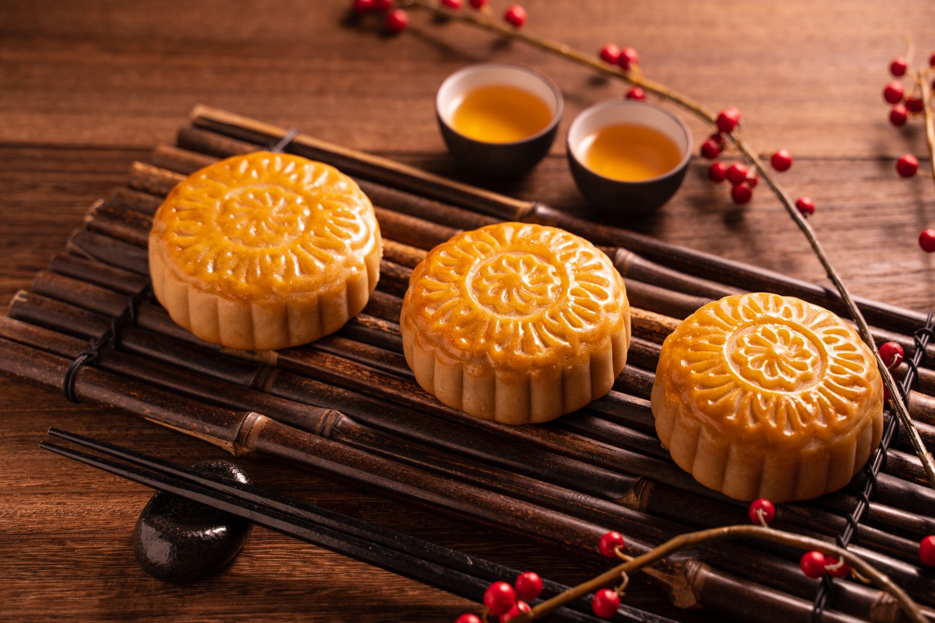 Lâm Đồng: Siết thị trường Trung thu, kiểm soát từ bánh handmade đến hàng bán online