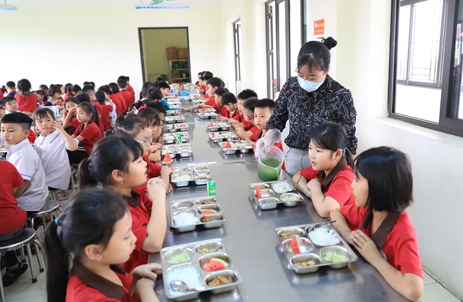 Chủ tịch UBND tỉnh, thành phố chịu trách nhiệm toàn diện việc tổ chức ăn bán trú