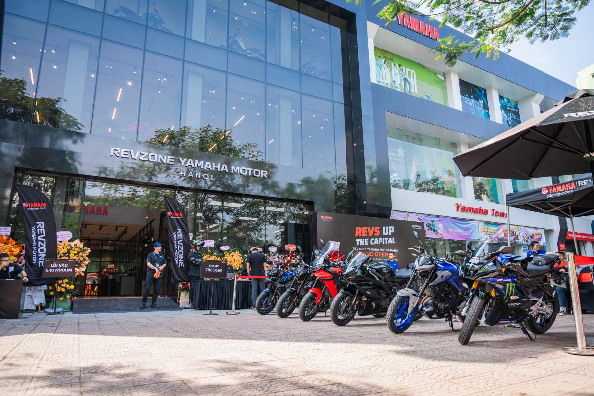Giá xe trên mạng, tiền trả ngoài cửa hàng