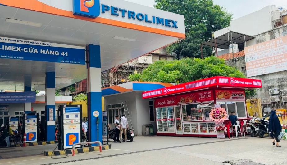 Petrolimex (PLX) bán sạch 23,3 triệu cổ phiếu quỹ thu 844 tỷ, tồn kho vượt 20.000 tỷ đồng