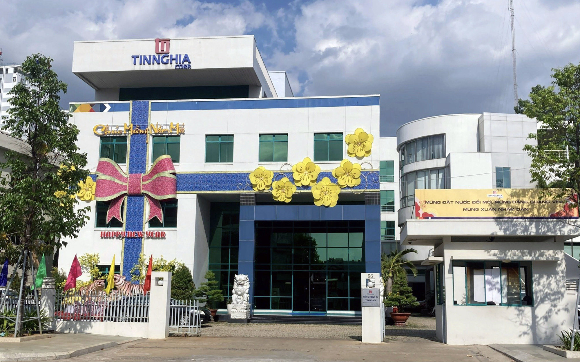 Tín Nghĩa (TID) đưa 27,54 triệu cổ phần TNAC ra đấu giá hơn 1.001 tỷ đồng, lợi nhuận bán niên giảm 77%
