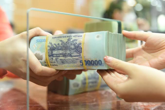 Lãi suất huy động tăng, doanh nghiệp đối mặt bài toán vốn cuối năm
