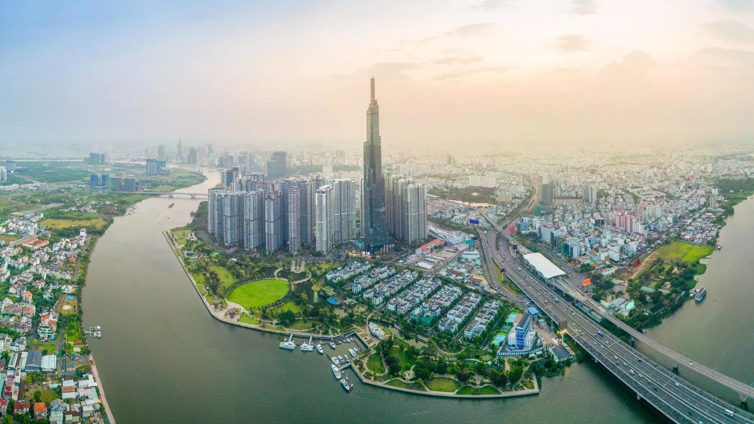Standard Chartered giữ dự báo GDP Việt Nam năm 2026 tăng 9,5%