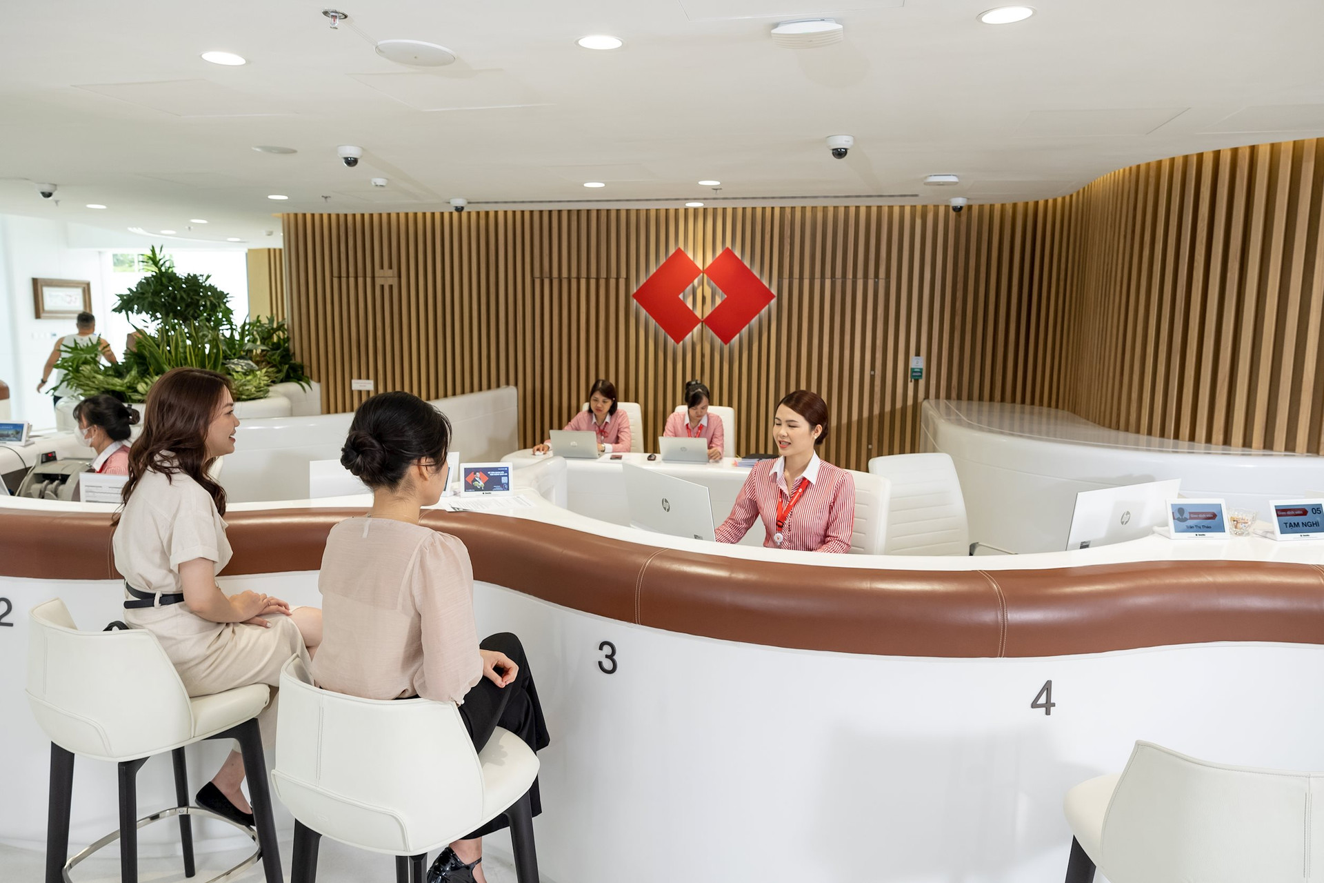 Techcombank: LNTT Quý 3/2026 đạt 10,4 nghìn tỷ đồng, mức lợi nhuận theo Quý cao kỷ lục từng ghi nhận