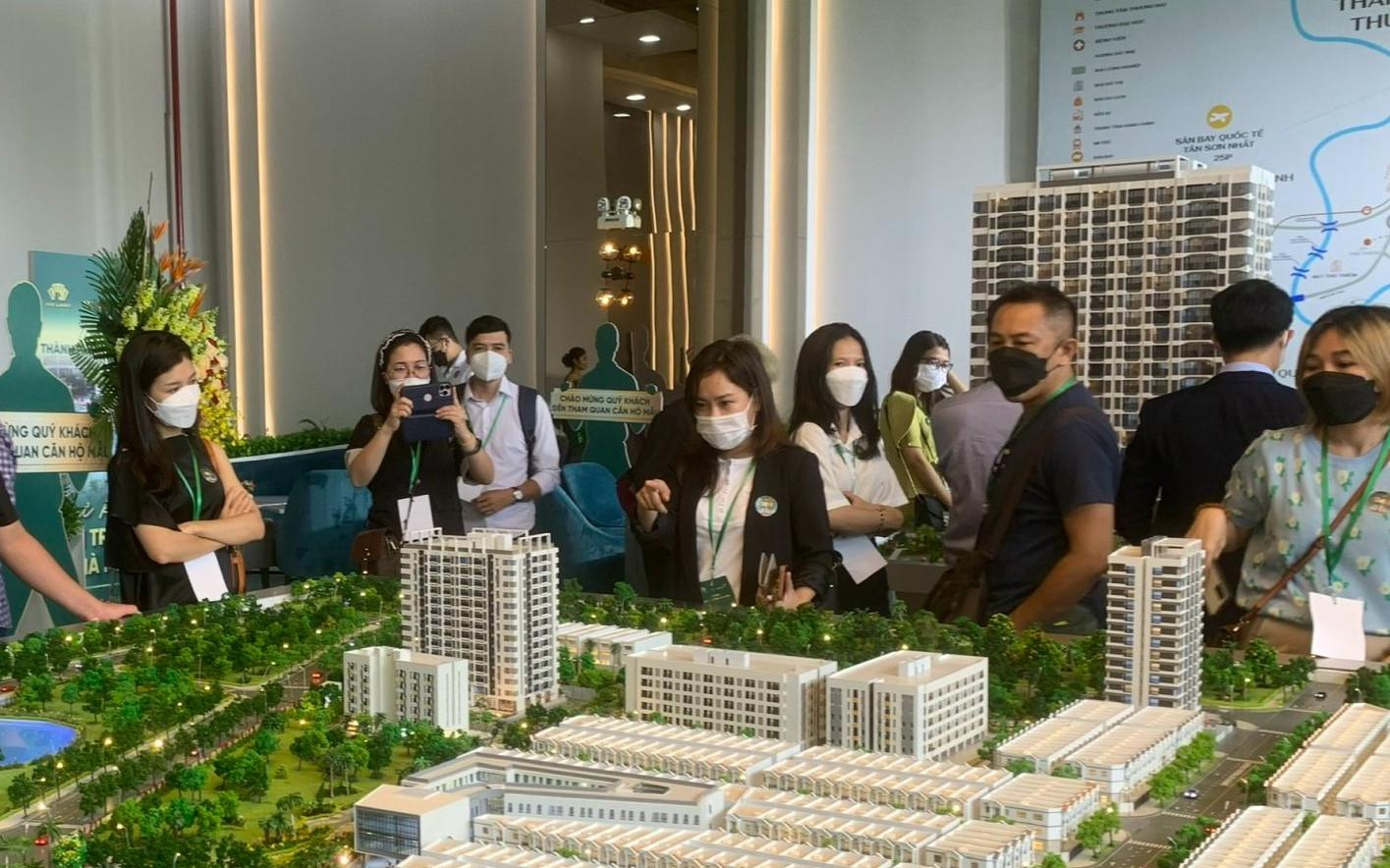 Ưu đãi mua nhà kéo dài, người mua đối diện áp lực trả nợ sau “thời gian vàng”
