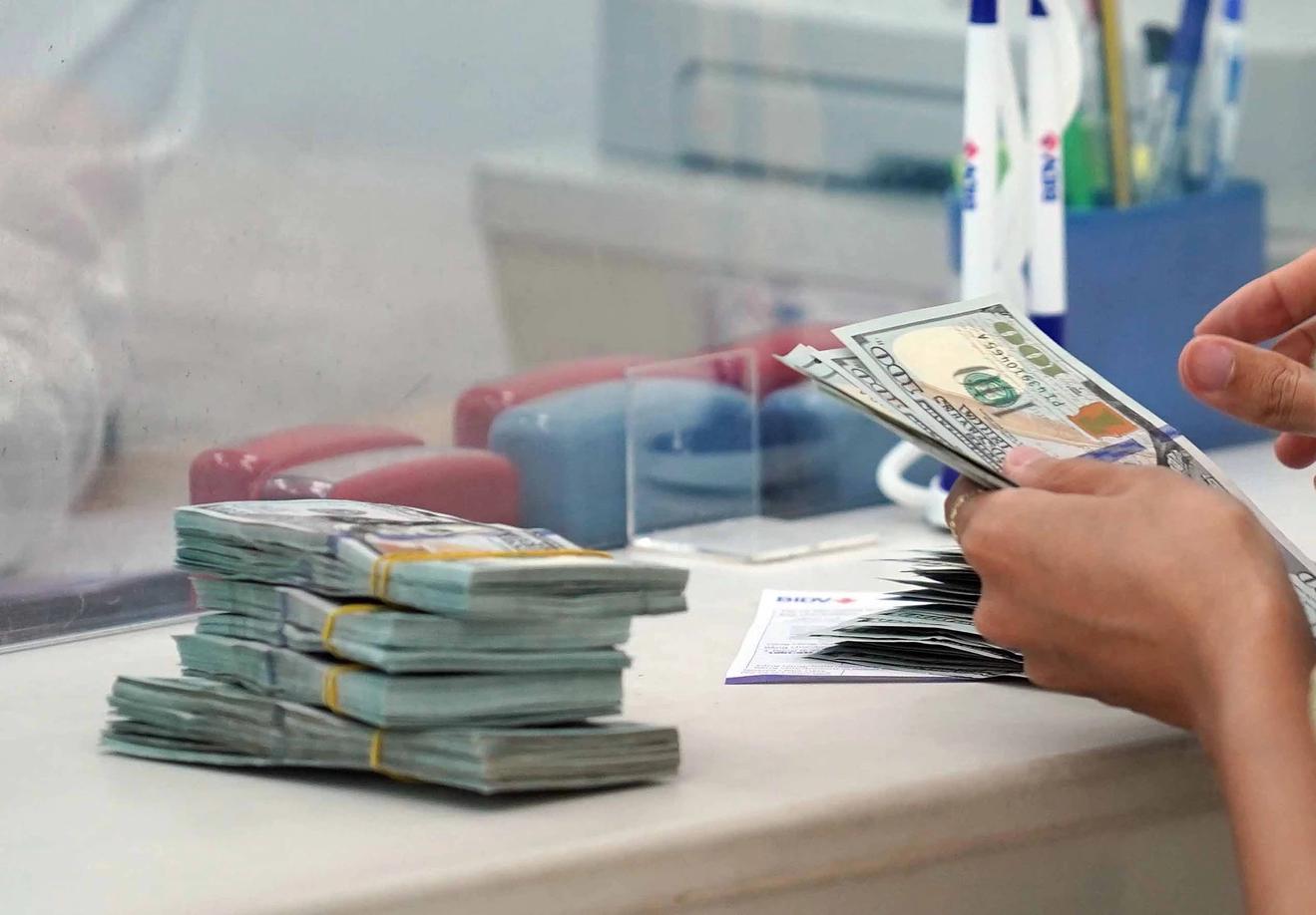 Sàng lọc giao dịch: Bài toán cân bằng giữa chi phí và kiểm soát rủi ro