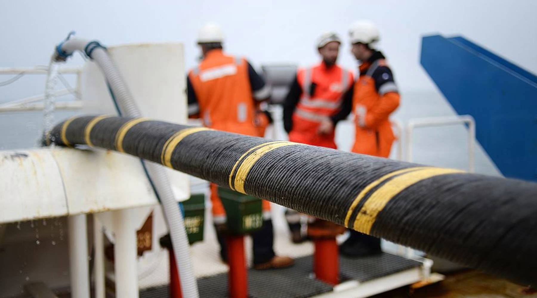 Sẽ có thêm 10 tuyến cáp quang biển kết nối vào Việt Nam