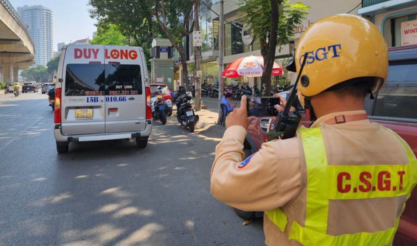 Bộ GTVT yêu cầu xử lý nghiêm vi phạm xe dù, bến cóc dịp nghỉ Lễ