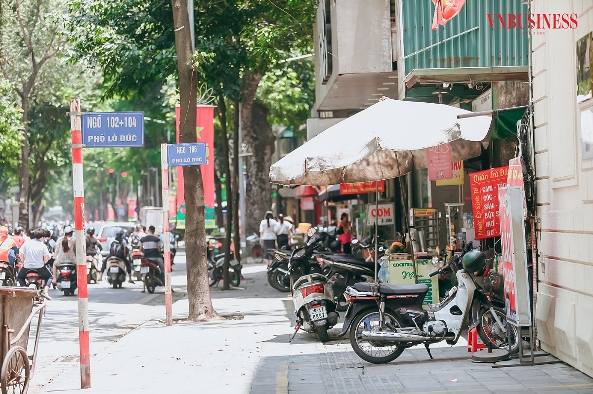 Hà Nội yêu cầu nghiên cứu cho thuê vỉa hè