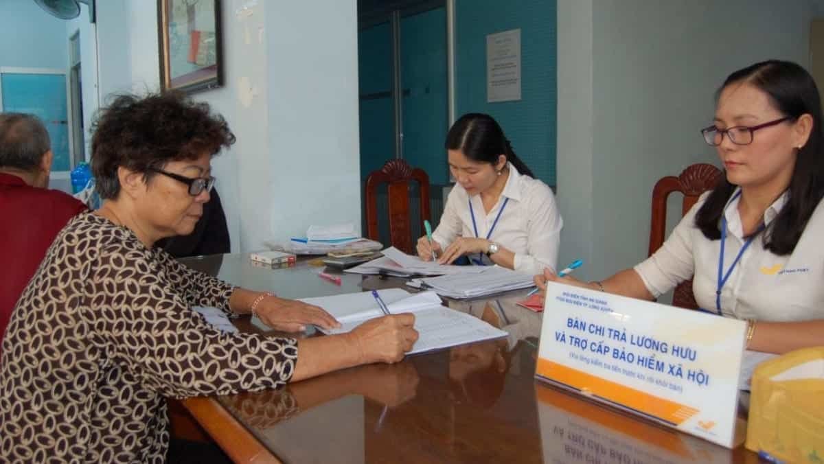 Đề xuất tăng trợ cấp hàng tháng với cán bộ cấp xã