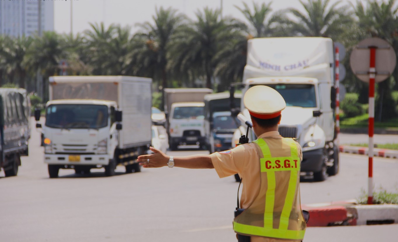 Hơn 75.000 người điều khiển phương tiện giao thông vi phạm nồng độ cồn trong 1 tháng